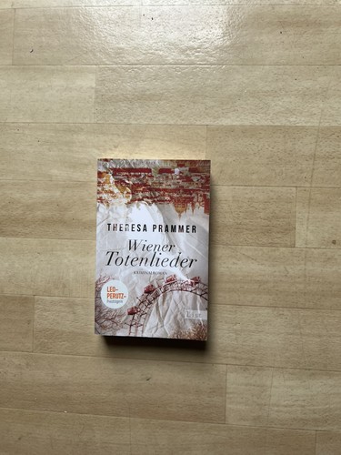 Wiener totenlieder von theresa - totenlieder,